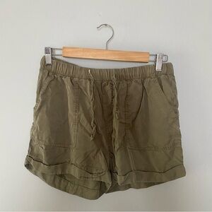 Olive green linen soft shorts